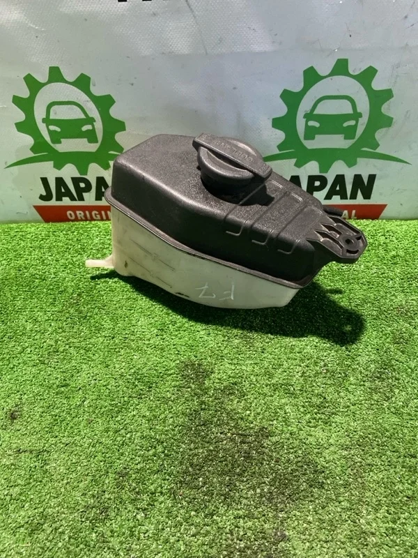 Бачок расширительный Hyundai Santa Fe 2019 25430S1000 D4HB