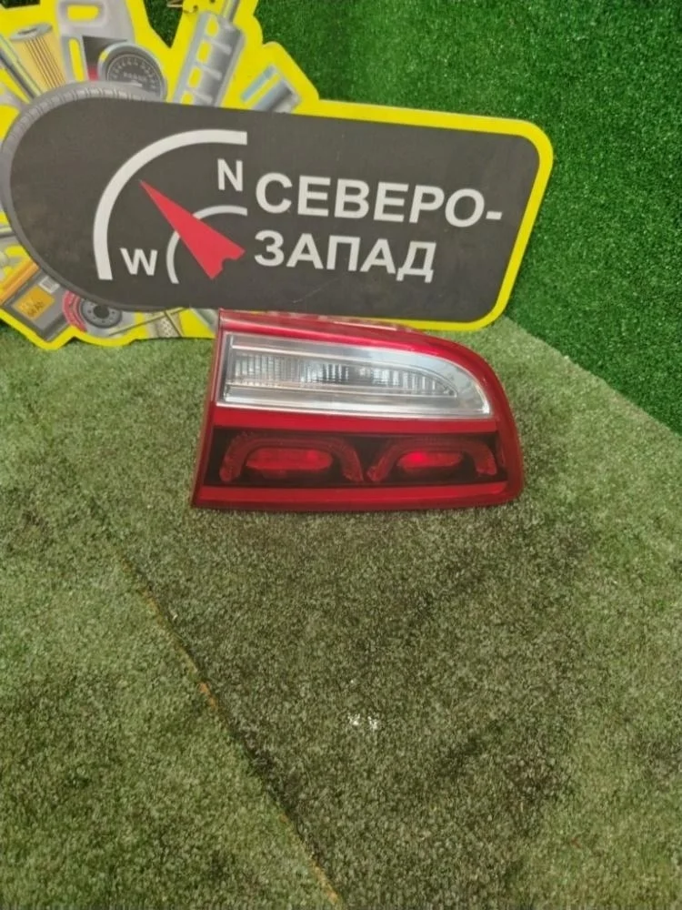 Фонарь внутренний Kia Sorento 2017 92404C5110 UM D4HB, правый