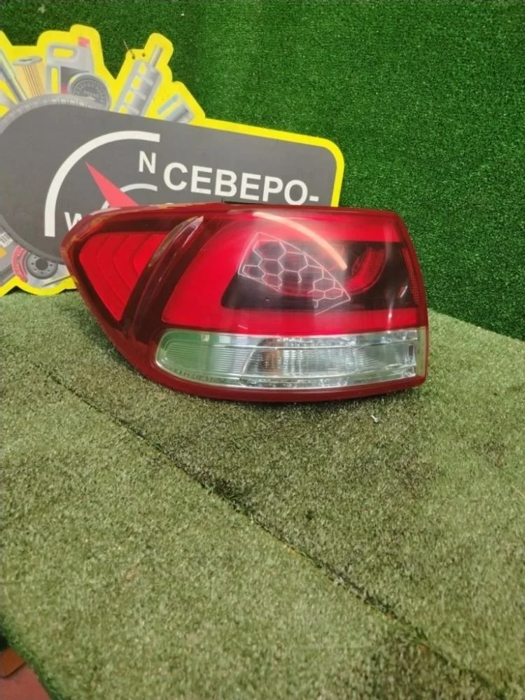 Фонарь наружний Kia Sorento 2017 92401C5112 UM D4HB, левый