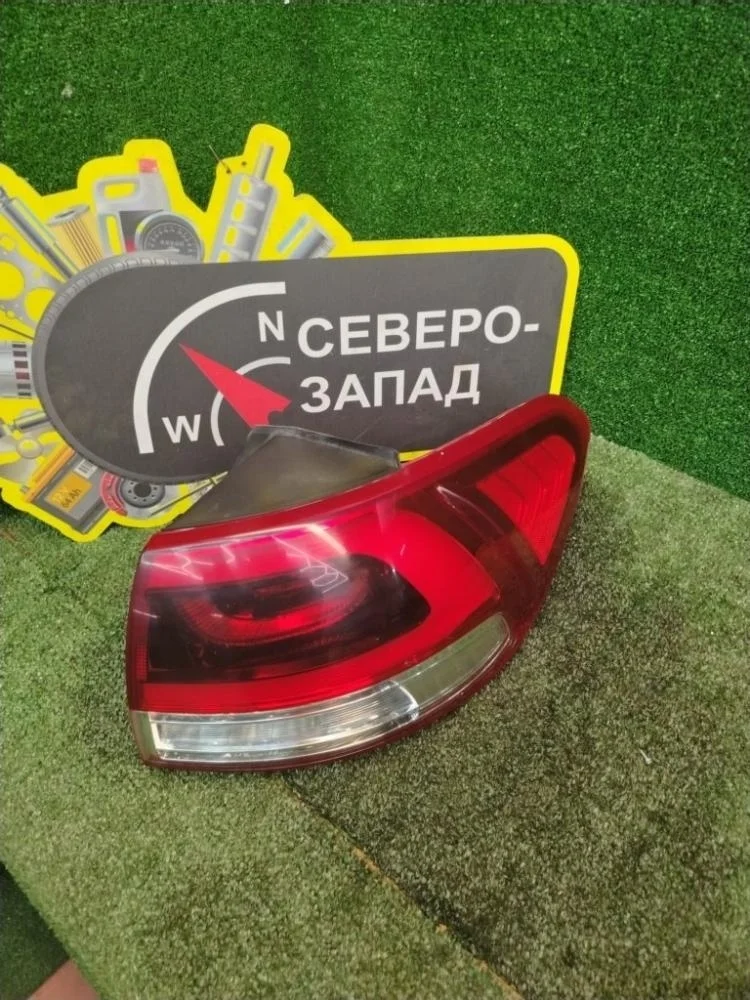 Фонарь наружний Kia Sorento 2017 92402C5112 UM D4HB, правый