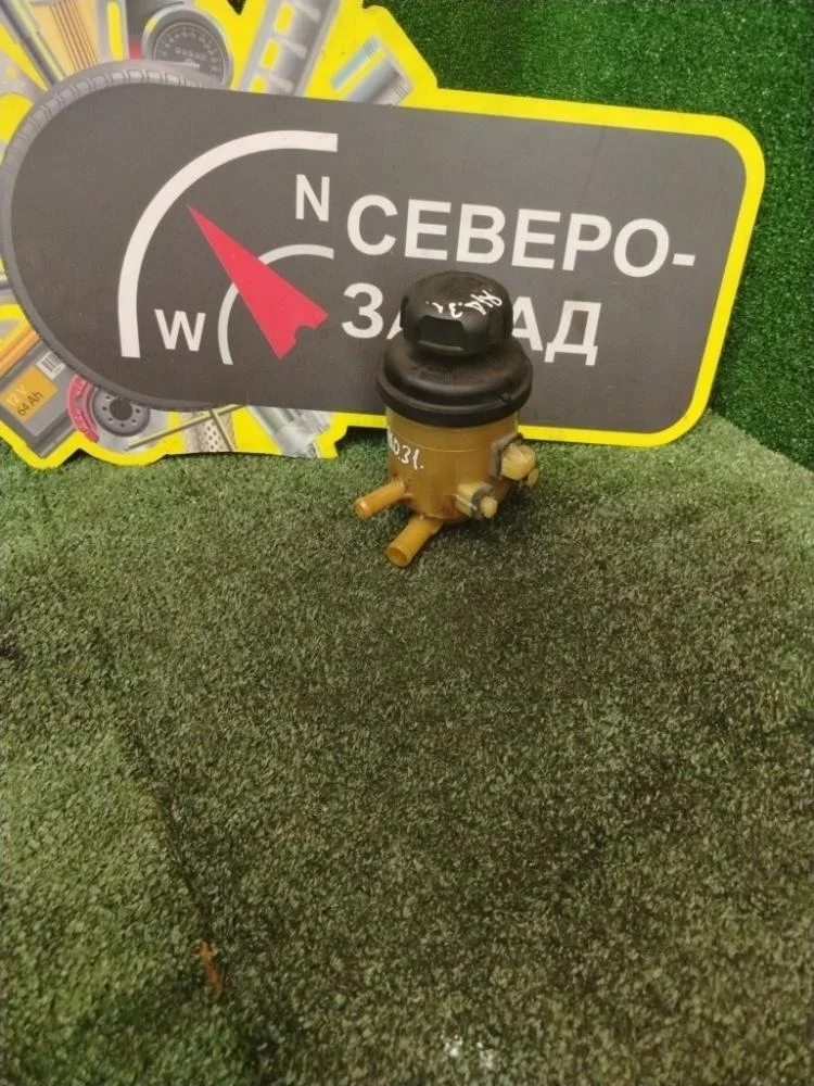 Бачок гидроусилителя руля Kia Rio 2015 571500U000 QB G4FC