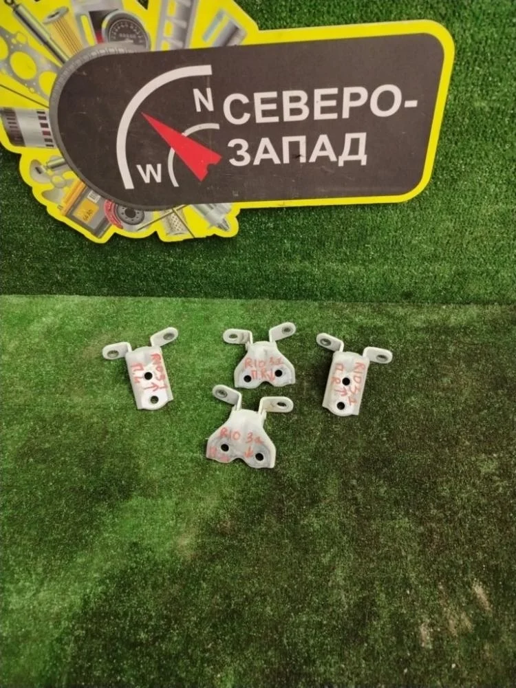 Петля двери Kia Rio 2015 793200U000 QB G4FC, передняя левая