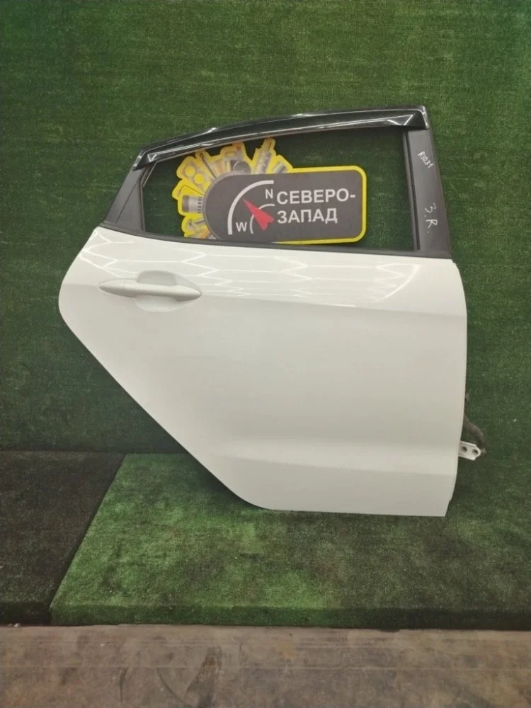 Дверь Kia Rio 2015 770044Y000 QB G4FC, задняя правая