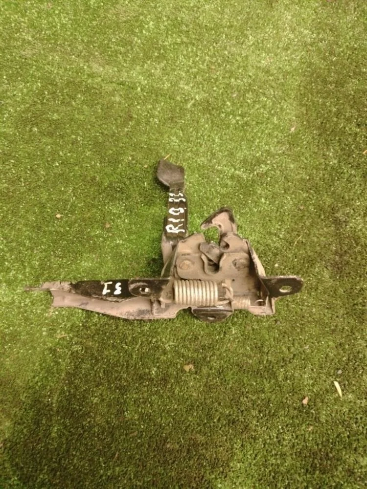 Замок капота Kia Rio 2015 811304Y000 QB G4FC