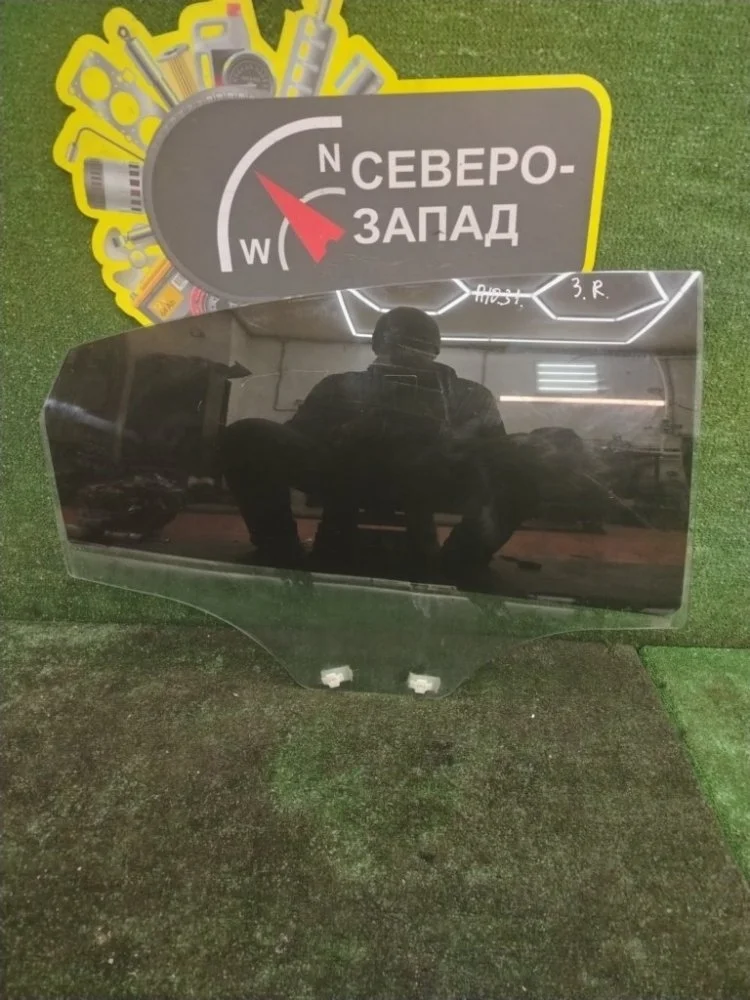 Стекло двери Kia Rio 2015 834214X010 QB G4FC, заднее правое