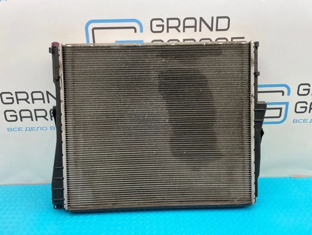 Радиатор охлаждения Bmw X3 2007 17113415693 E83 N52B25A 2.5