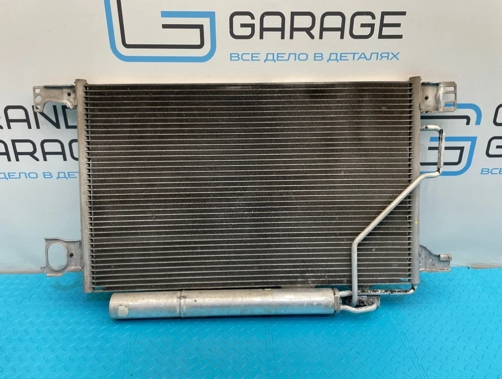 Радиатор кондиционера Mercedes-Benz C-Class 2005 A2035000854 W203 271.948 1.8