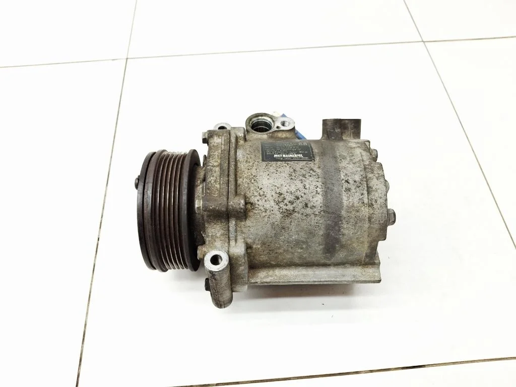 Компрессор кондиционера Mitsubishi Outlander 2 CW