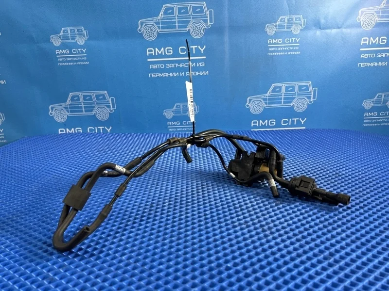 Трубка вакуумная Mercedes-Benz C-class W204