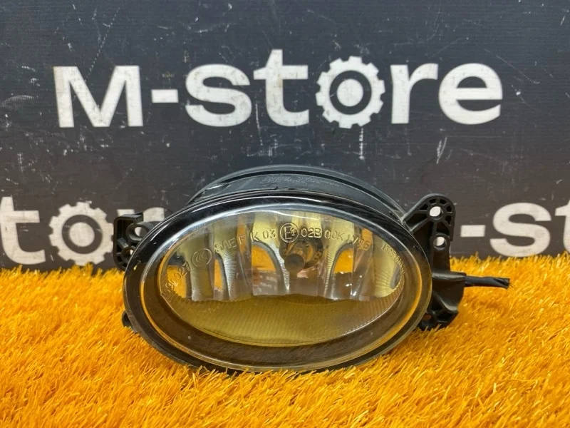 Фара противотуманная Mercedes-Benz E-Class 2008 A1698201556 W211 272.922, левая