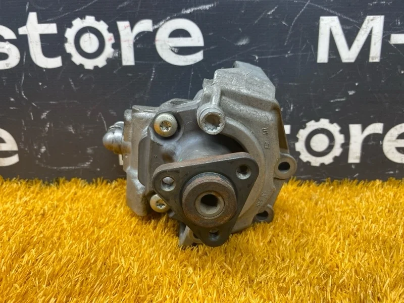 Гидроусилитель Audi Q5 2009 8R0145155P 8R CAL