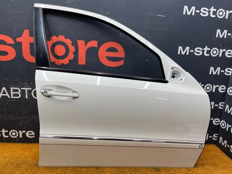 Дверь Mercedes-Benz E-Class 2007 A2117201405 W211 272.943, передняя правая