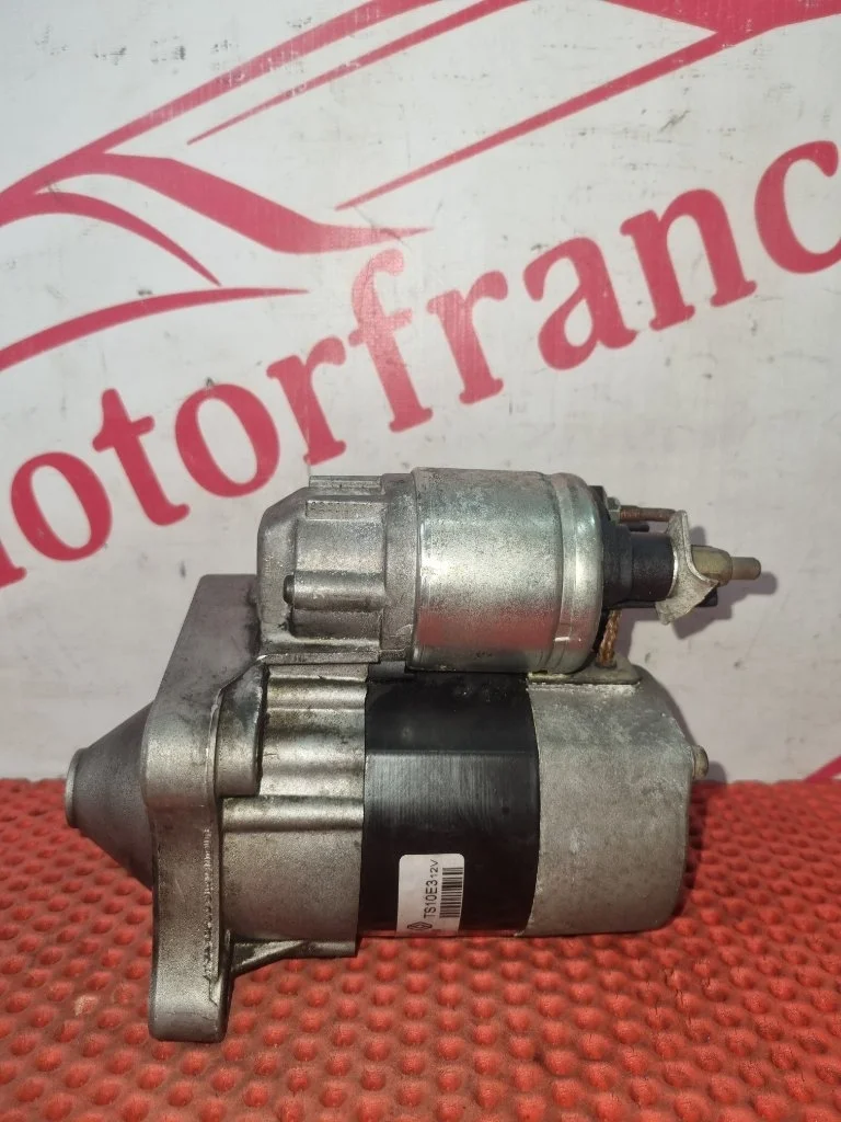 Стартер Renault Megane 8200266777B 3