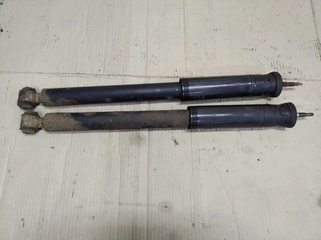 Амортизатор задний Mercedes-Benz