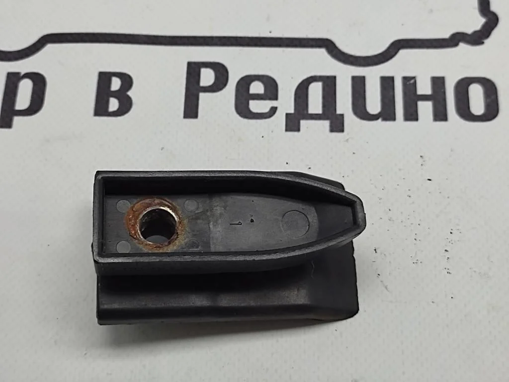 Кронштейн крепления бампера Mercedes-Benz