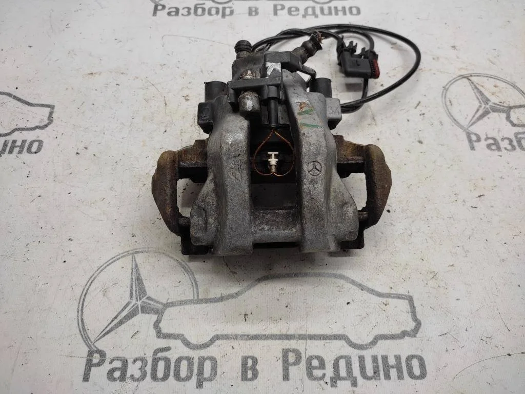 Суппорт задний правый Mercedes-Benz