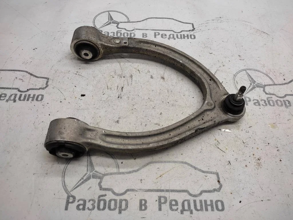Рычаг передний верхний Mercedes-Benz