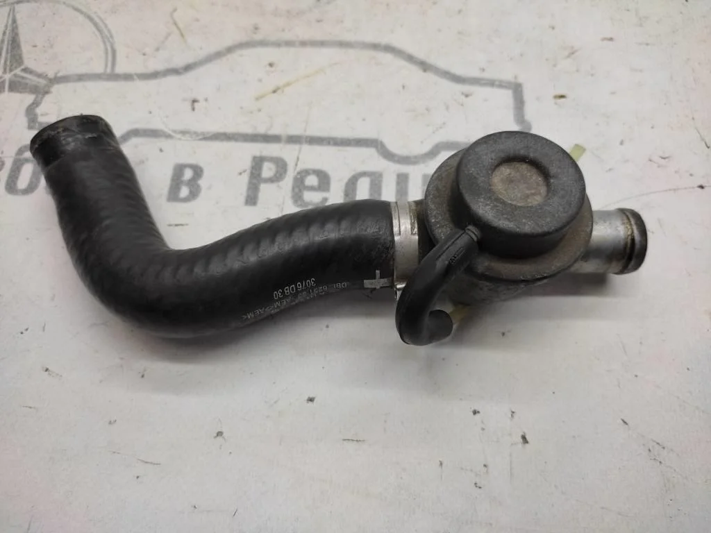 Клапан рециркуляции ОГ Mercedes-Benz