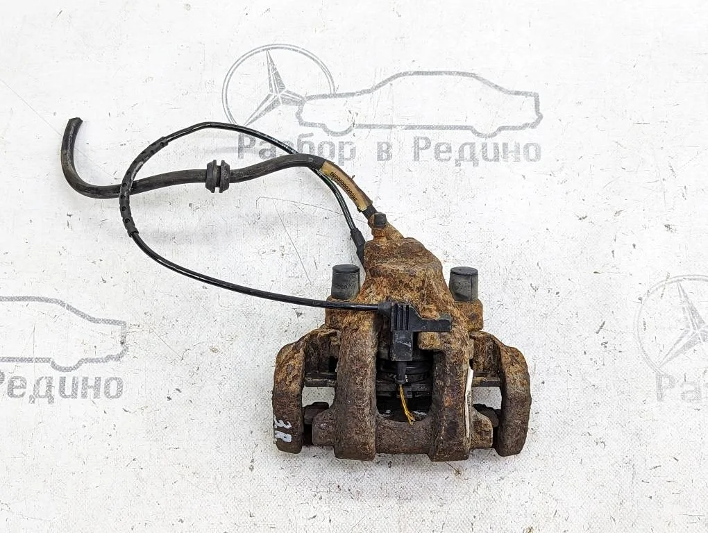 Суппорт задний правый Mercedes-Benz