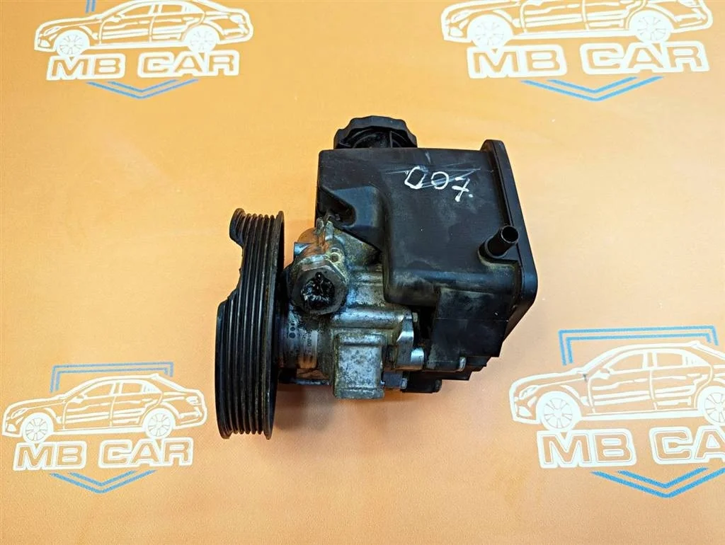 ГУР Mercedes-Benz