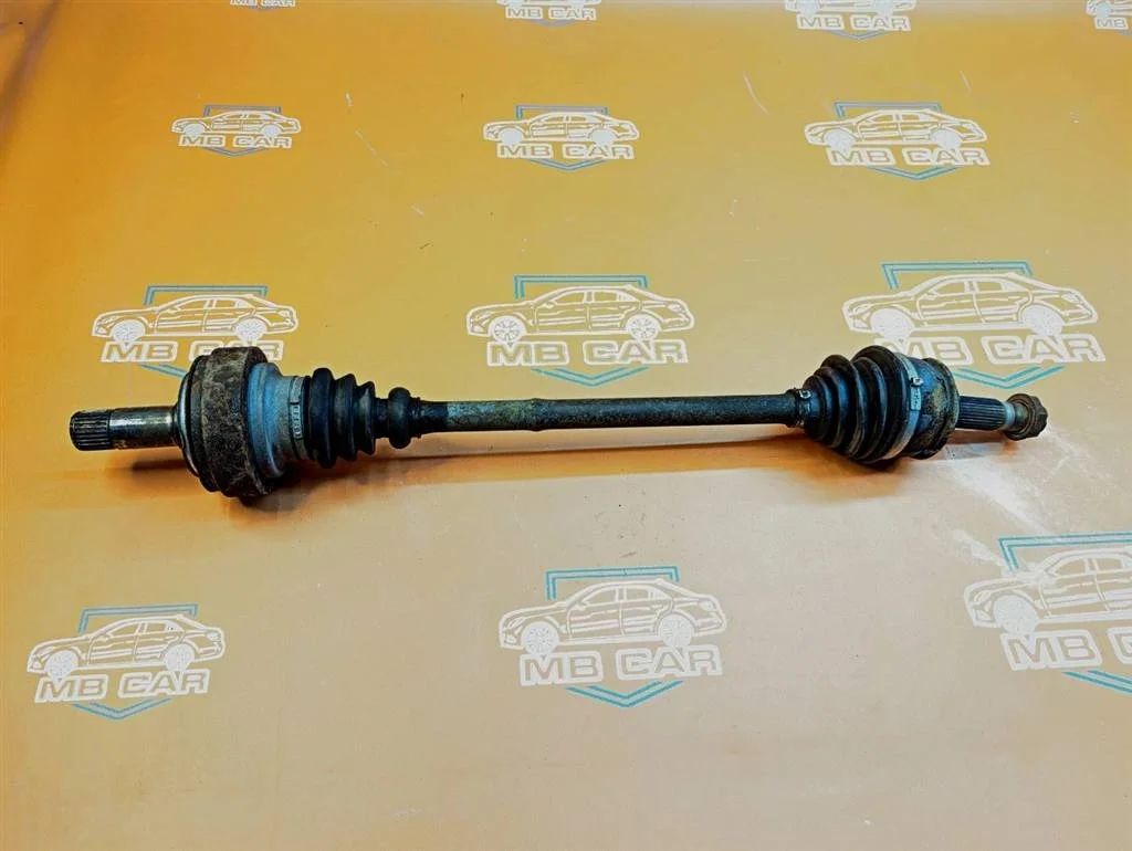 Привод задний Mercedes-Benz