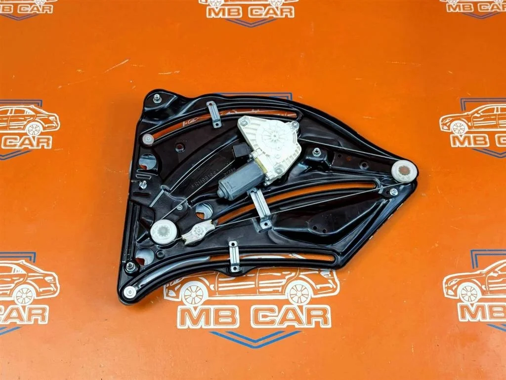 Стеклоподъемник задний правый Mercedes-Benz