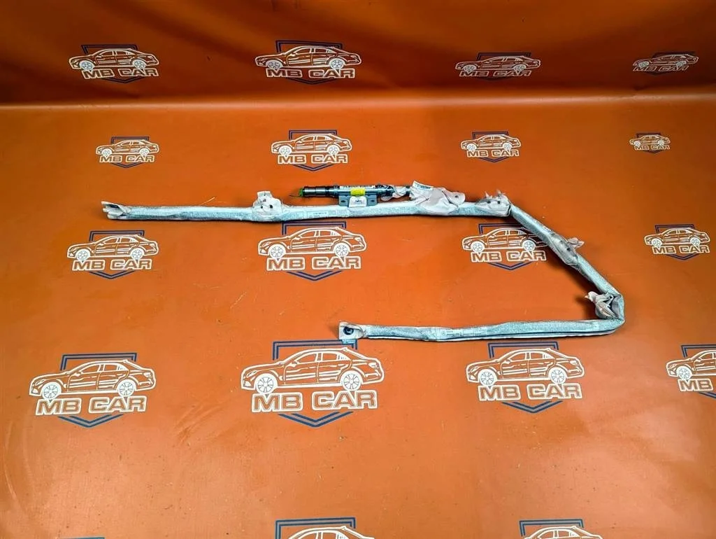 Шторка безопасности левая Mercedes-Benz