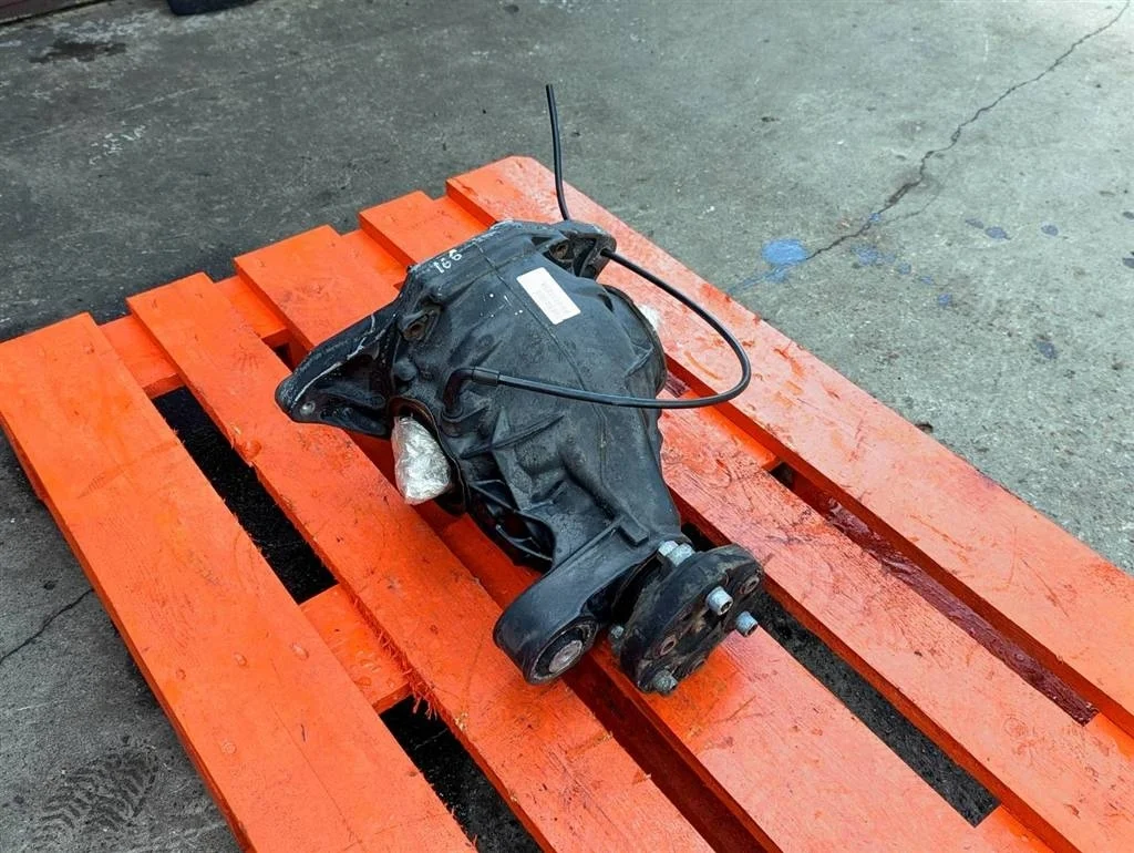 Редуктор задний Mercedes-Benz