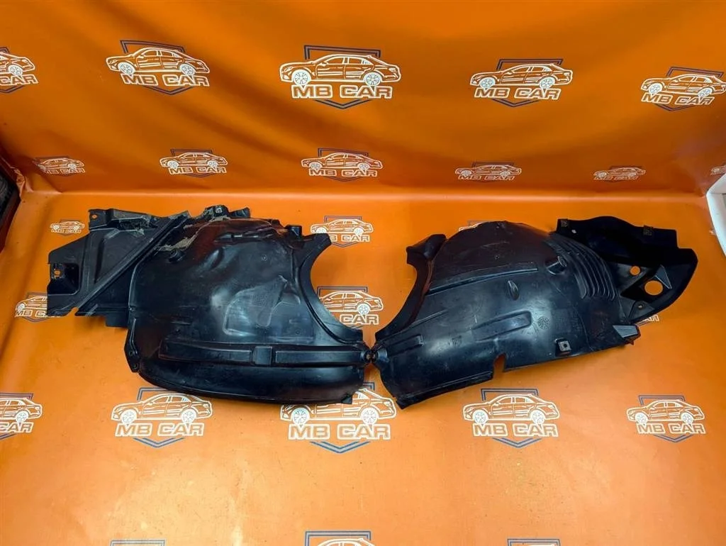 Подкрылок передний правый Mercedes-Benz