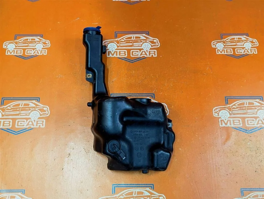 Бачок омывателя Mercedes-Benz