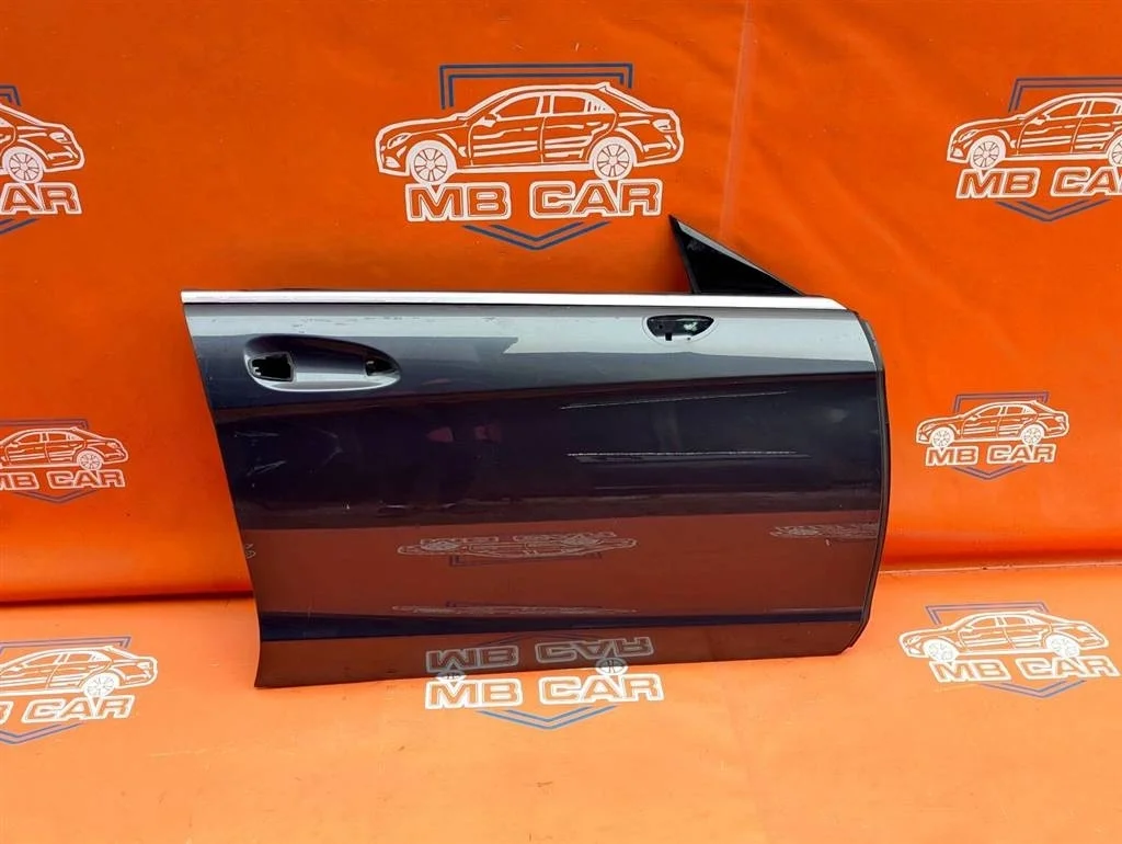 Дверь передняя правая Mercedes-Benz