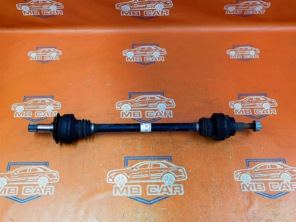 Привод задний Mercedes-Benz