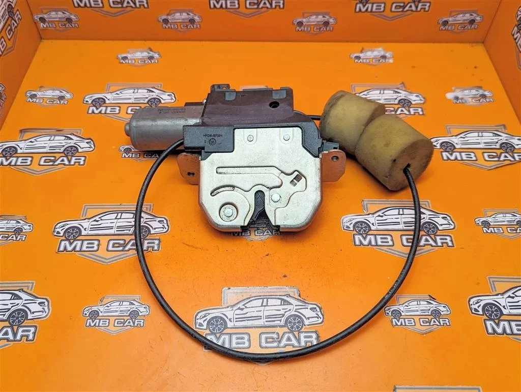 Замок багажника Mercedes-Benz