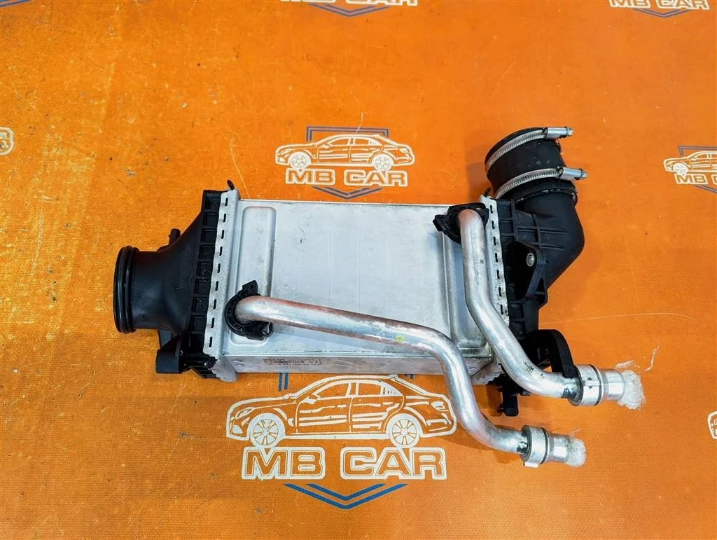 Интеркулер Mercedes-Benz