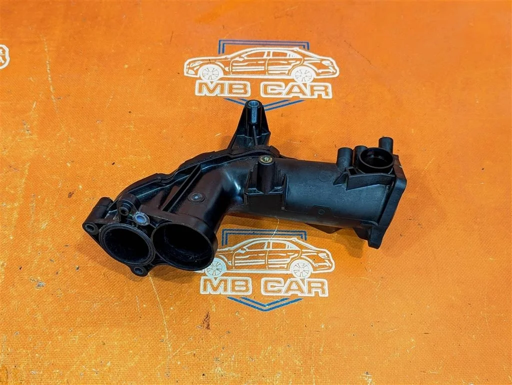 Патрубок впускного коллектора Mercedes-Benz