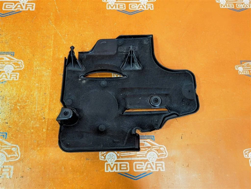 Крышка двигателя декоративная Mercedes-Benz