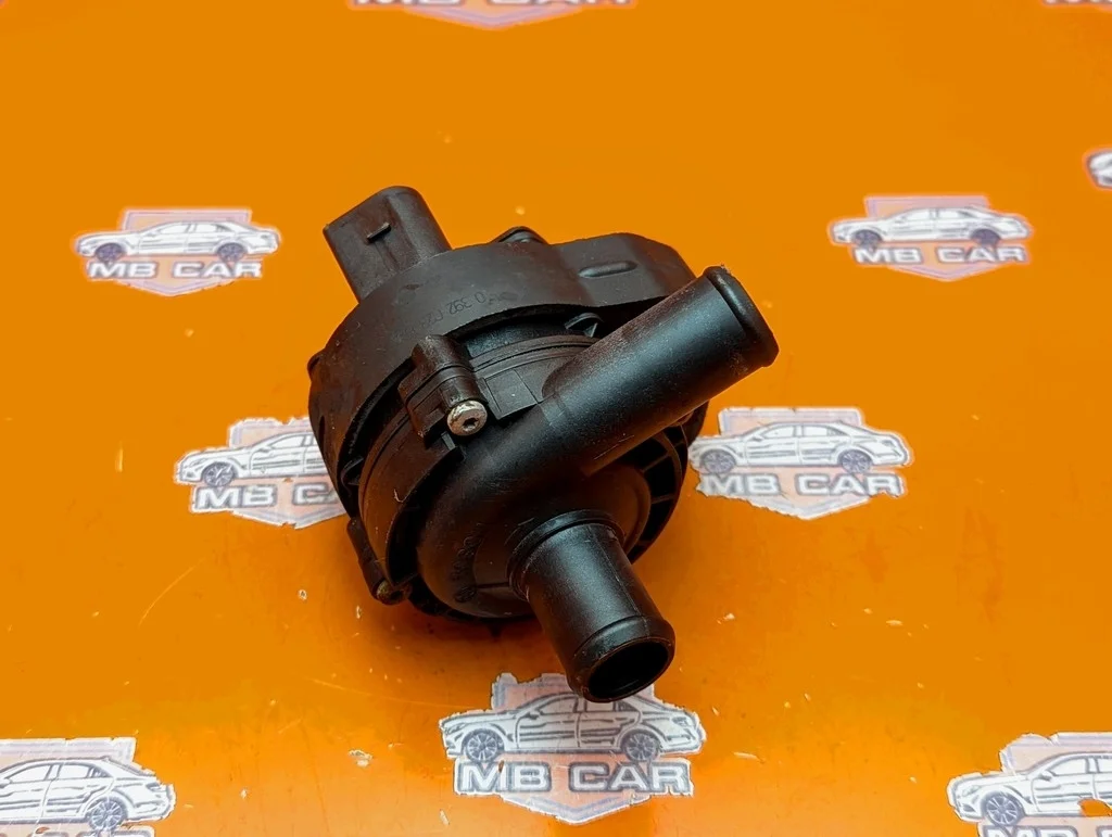 Насос циркуляционный Mercedes-Benz