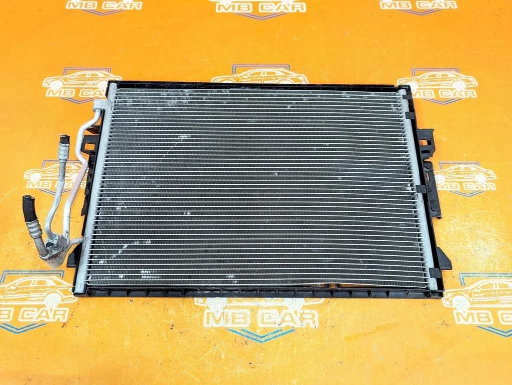 Радиатор кондиционера Mercedes-Benz