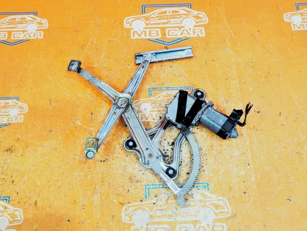 Стеклоподъемник передний левый Mercedes-Benz