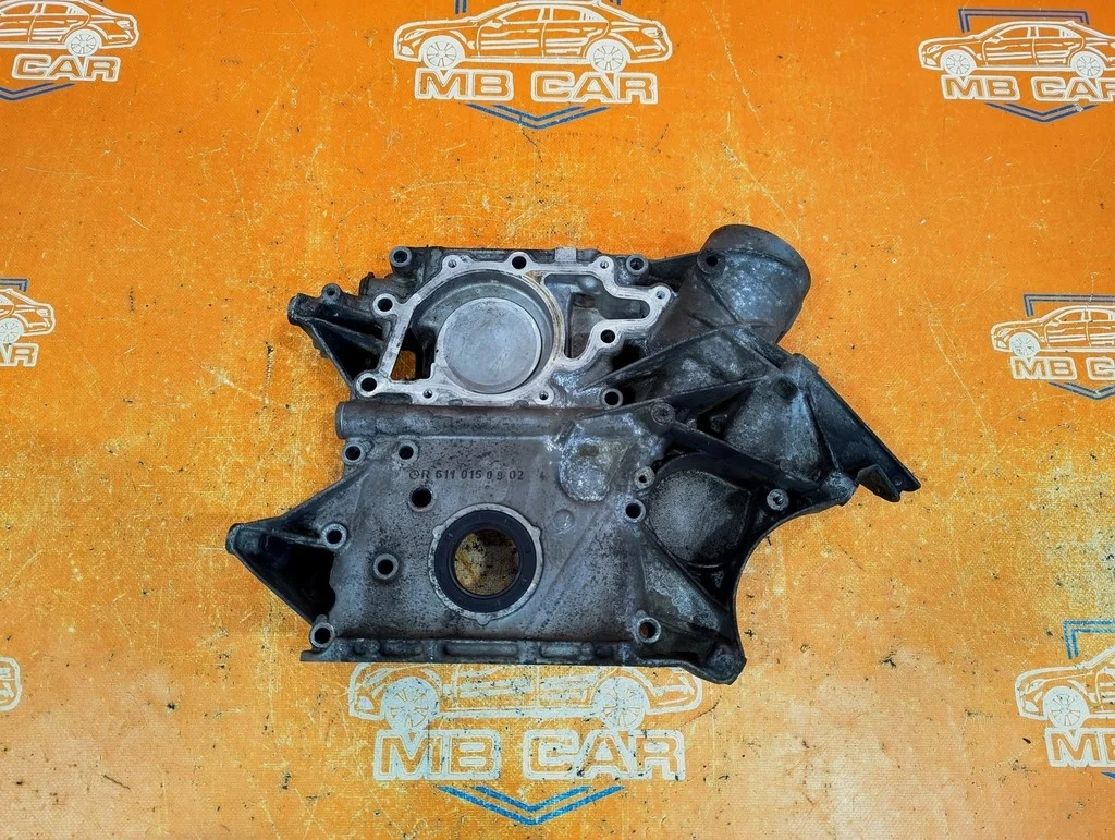 Крышка картера ГРМ Mercedes-Benz