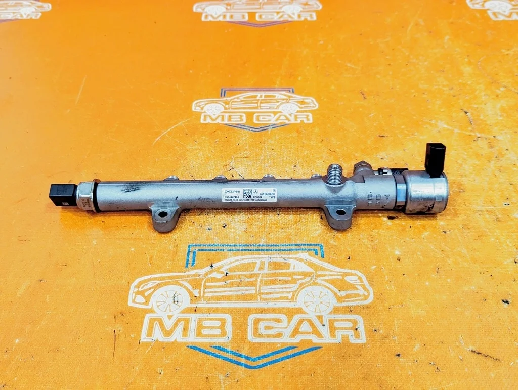 Рампа топливная Mercedes-Benz