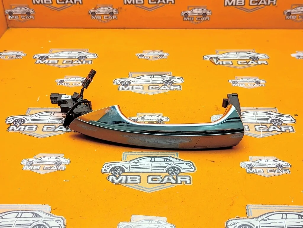 Ручка двери наружняя Mercedes-Benz