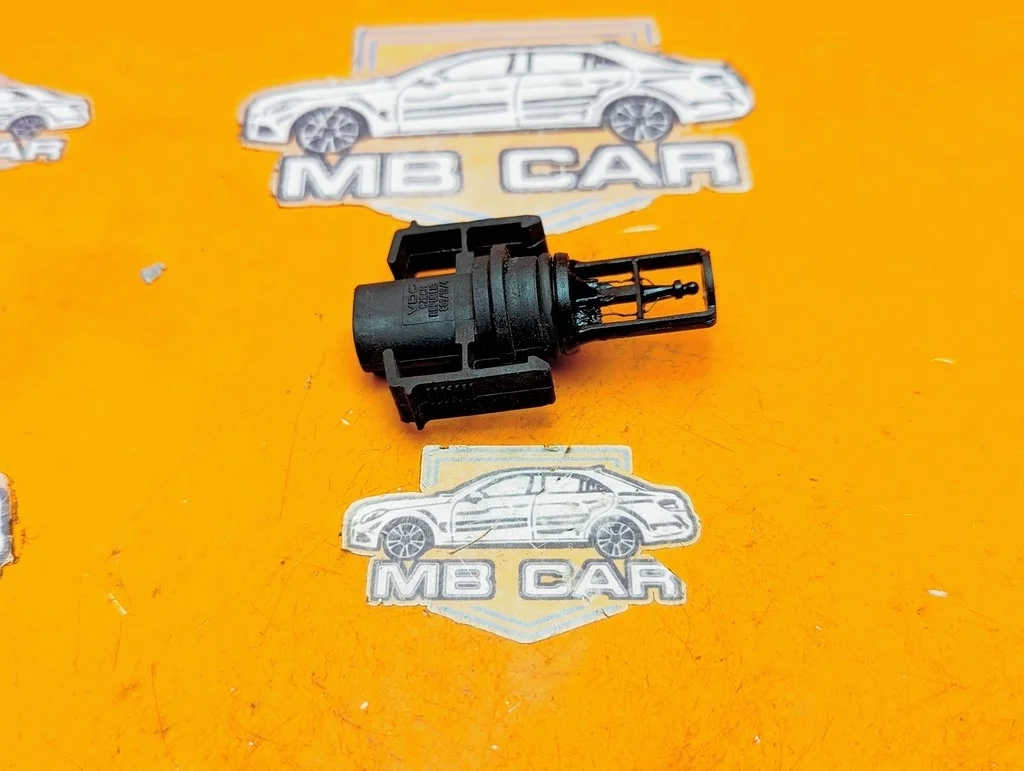 Датчик температуры Mercedes-Benz