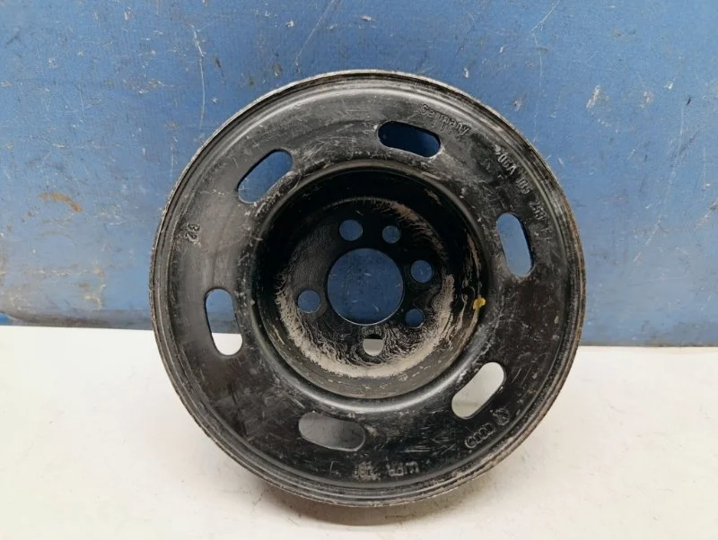 Шкив коленвала Volkswagen Golf 5 2007 06A105255F 1.6 BSE