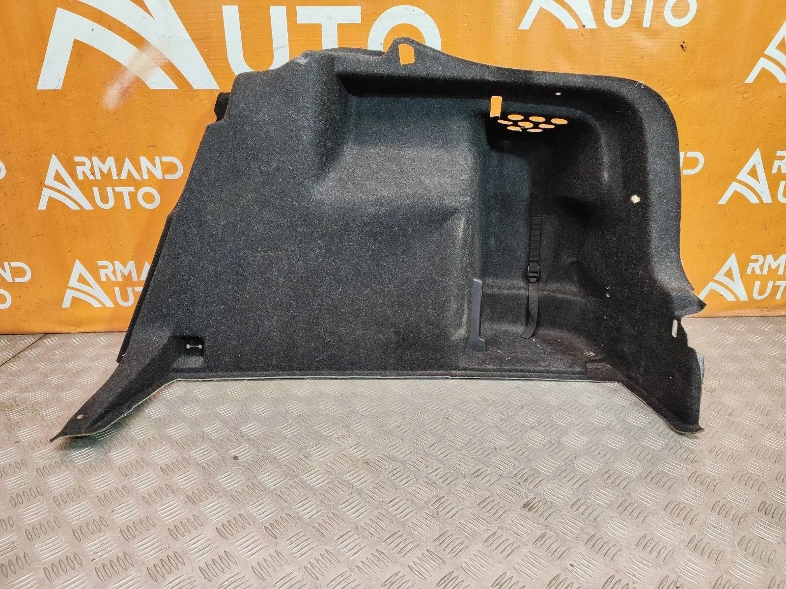 Обшивка багажника Skoda Rapid 2014-2020