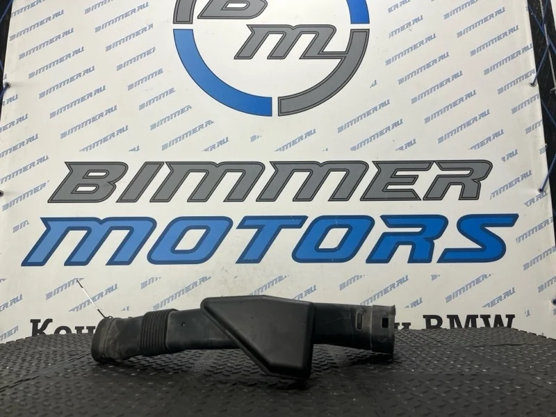 Вентиляционный канал Bmw 550Ix 2014 13717577473 F10 N63B44B