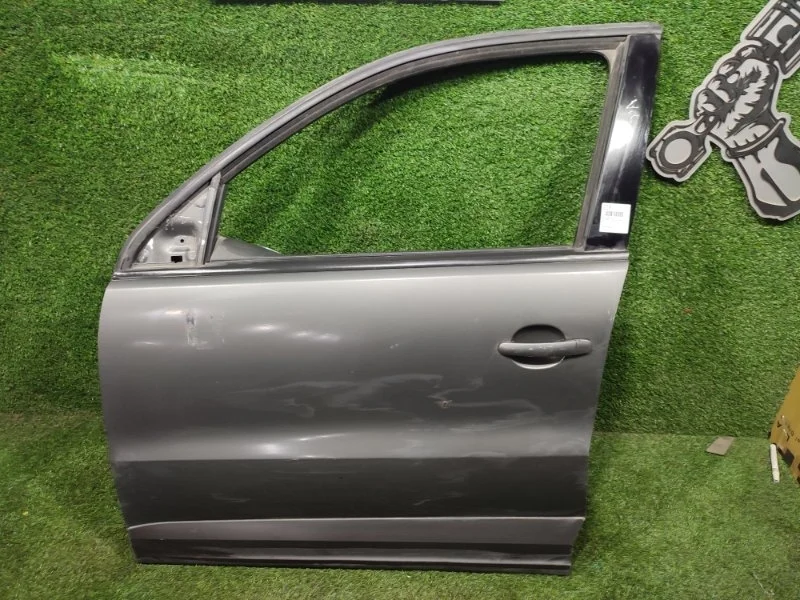 Дверь Volkswagen Tiguan 2007-2018 5N0831055B 5NCCZ BWK, передняя левая