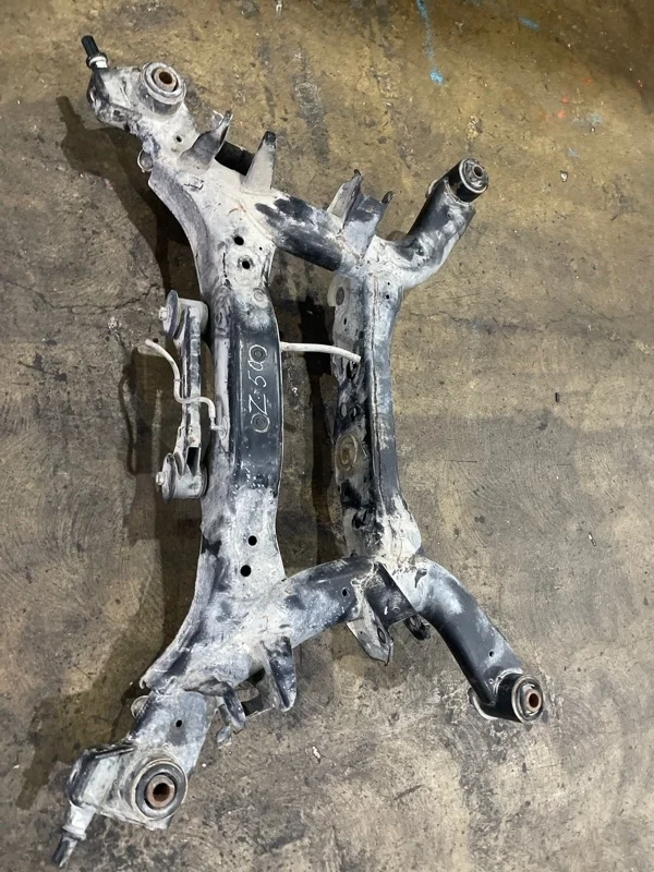 Подрамник NISSAN MURANO 2002-2008 55400CC000 Z50, задний