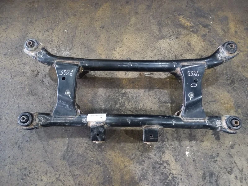 Балка задняя HYUNDAI TUCSON 2004-2009 624052E000 JM G6BA, задняя