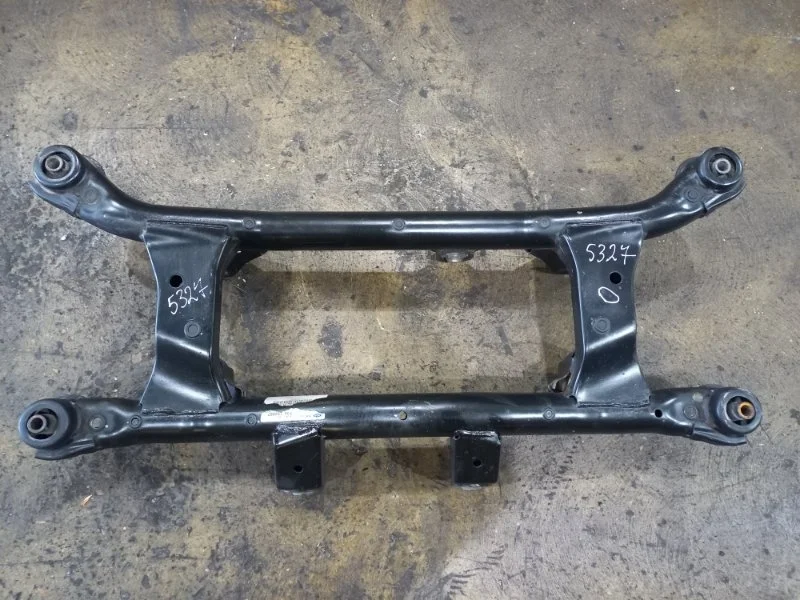 Балка задняя HYUNDAI TUCSON 2004-2009 624052E000 JM G6BA, задняя